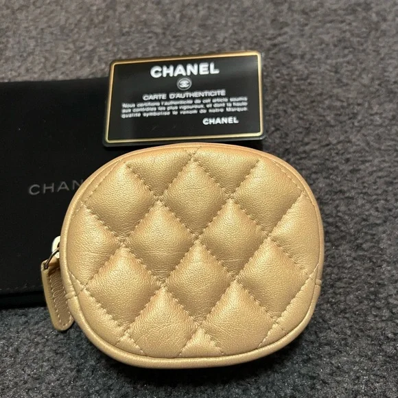 Chanel gold leather coin purse - Picture 7 of 8